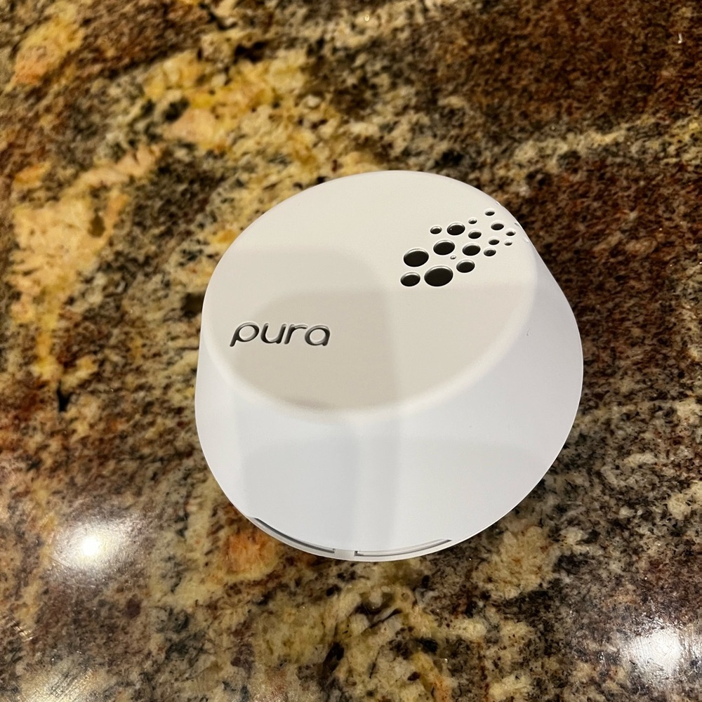 Pura Smart Fragrance Diffusers